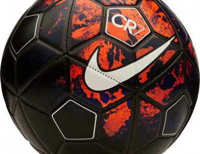 Что необходимо купить перед игрой в футбол?