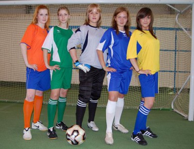 Женская футбольная форма